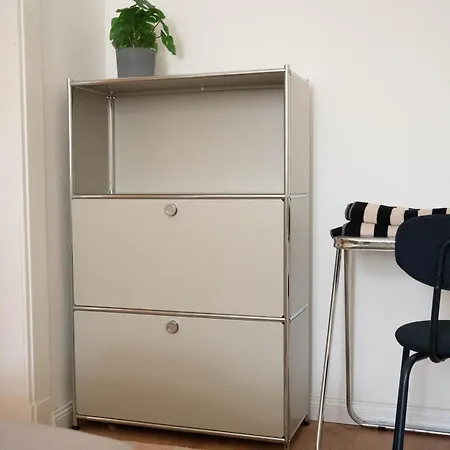 Frisch Renoviertes Altbau 2 Parkplaetze Im Leipziger Westen, Fuer Gruppen Bis 6 Personen, 10 Minuten Vom Zentrum