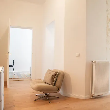 Frisch Renoviertes Altbau 2 Parkplaetze Im Leipziger Westen, Fuer Gruppen Bis 6 Personen, 10 Minuten Vom Zentrum Apartamento *